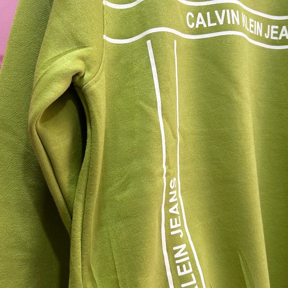 Calvin Klein sweatshirt - Picture 6 of 10